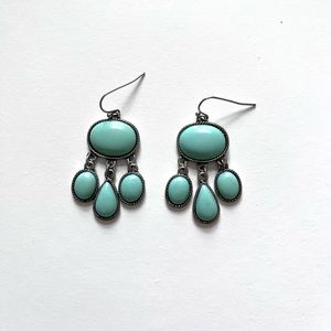 Green Turquoise Color Costume Jewelry Drop Earrings with Silver